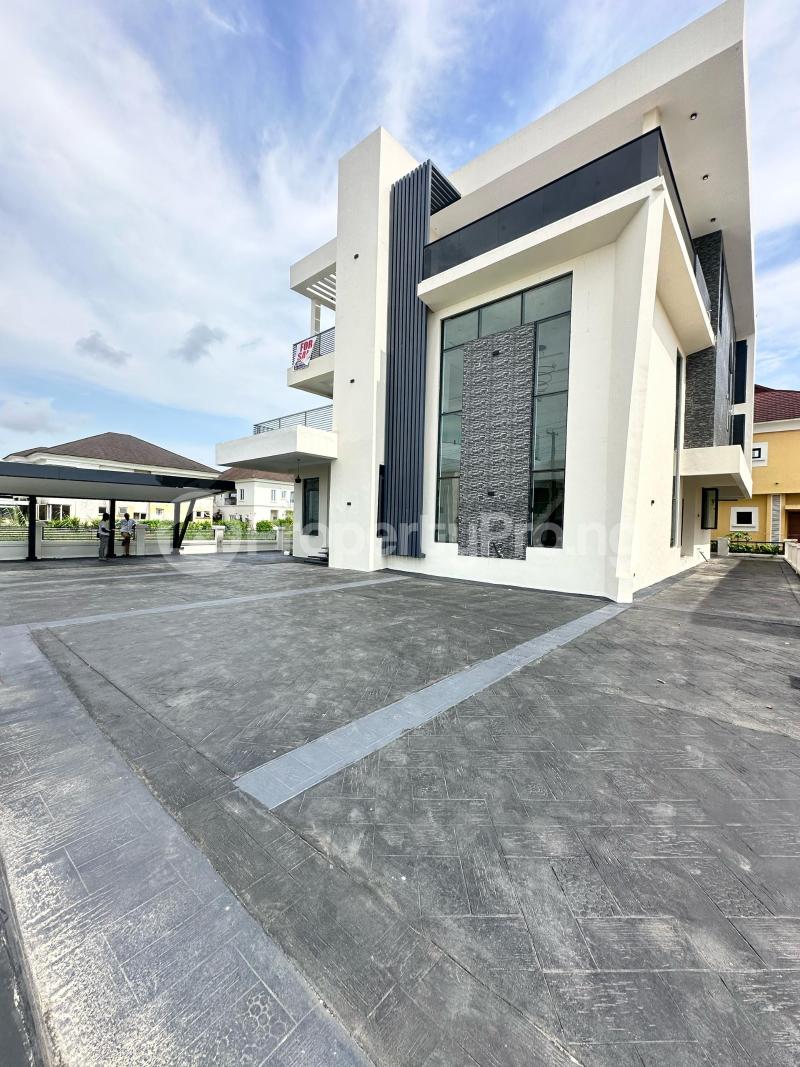 5 bedroom House for sale chevron Lekki Lagos