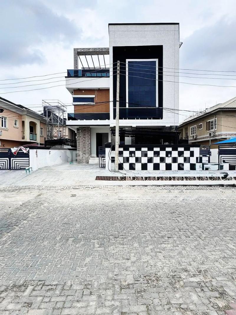 6 bedroom House for sale chevron Lekki Lagos