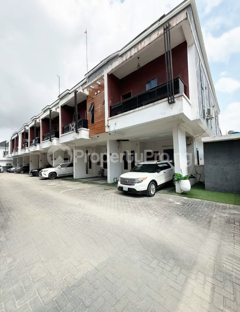 4 bedroom House for sale Ikota Lekki Lagos