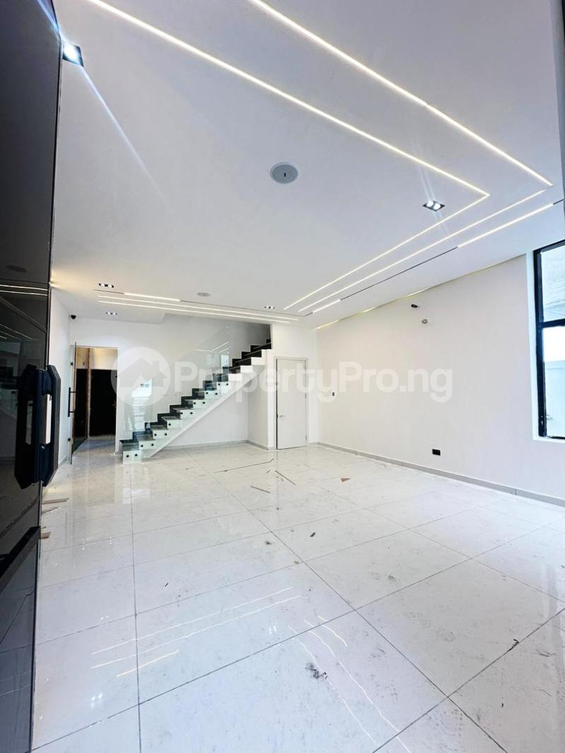 4 bedroom House for sale orchid Lekki Lagos