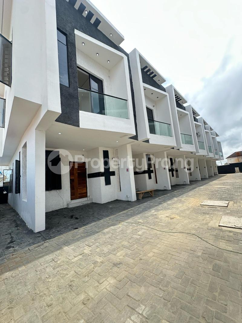 4 bedroom House for sale Ikota Lekki Lagos