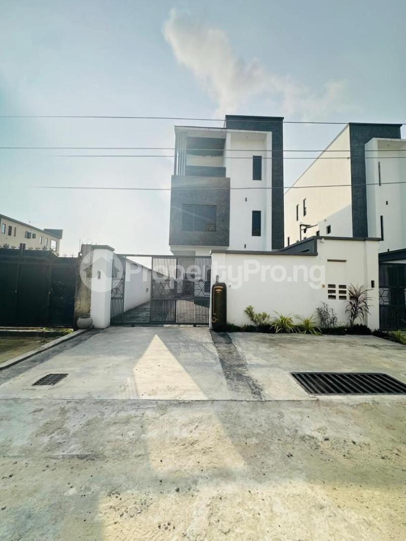 5 bedroom House for sale Ajah Lagos