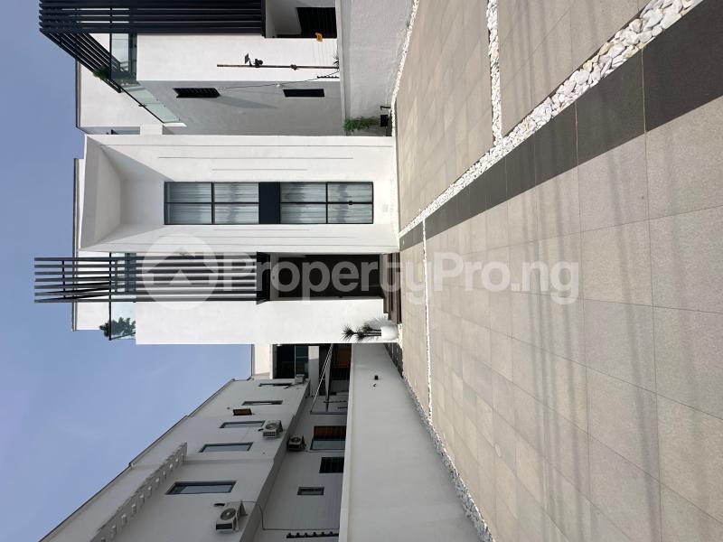 5 bedroom House for sale Orchid Lekki Lagos