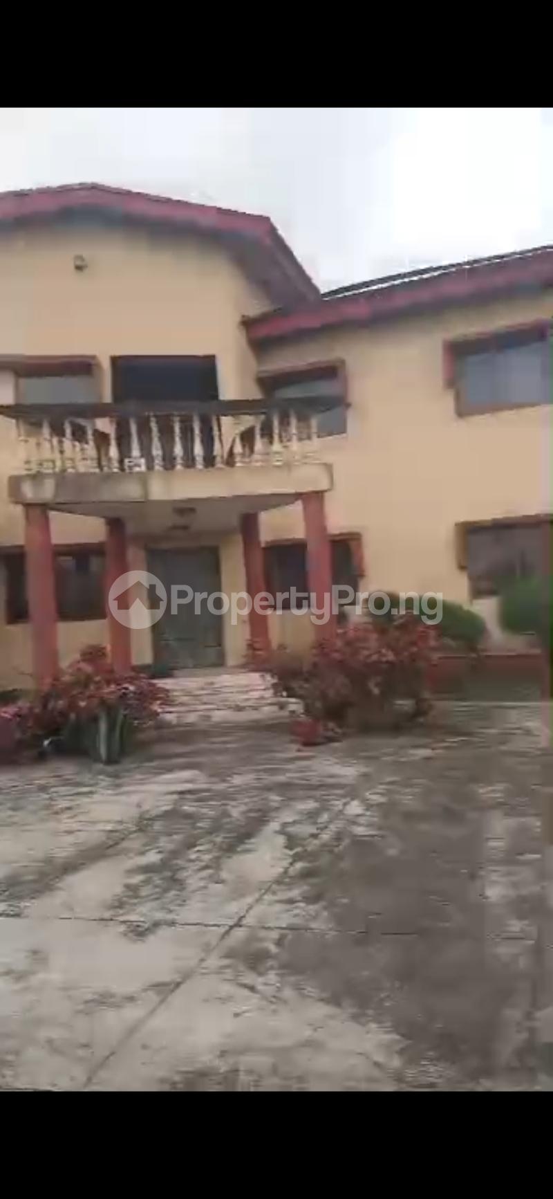5 bedroom House for sale Ado Road Ajah Lagos