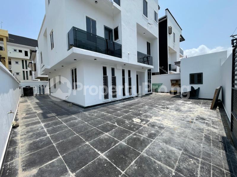5 bedroom House for sale Lekki Lagos