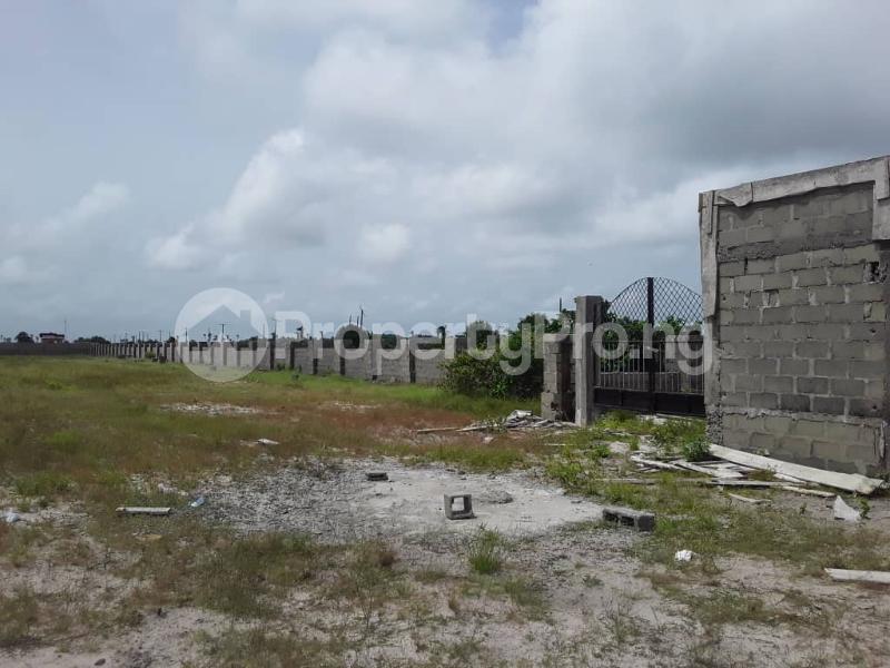 Land for sale Off La Campagne Tropicana Resort Akodo Ise Ibeju-Lekki Lagos