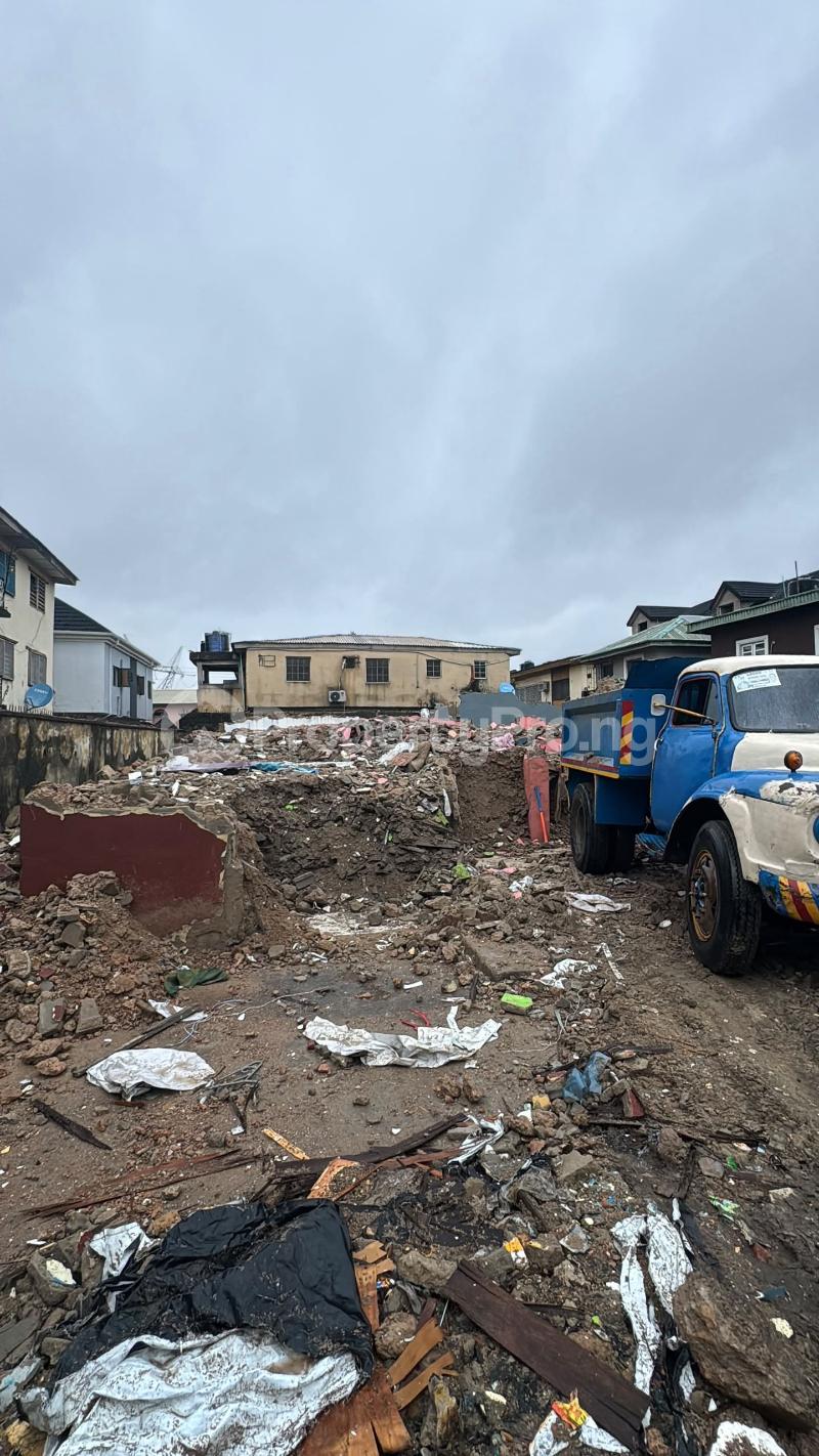 Land for sale Off Peace Estate, Aguda Surulere Lagos - 0