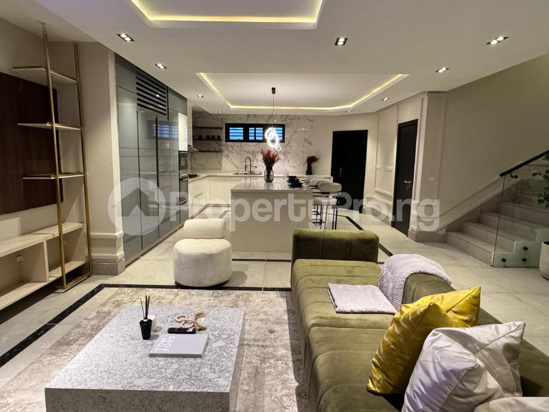 4 bedroom Flat / Apartment for shortlet Lekki Phase 1 Lekki Lagos