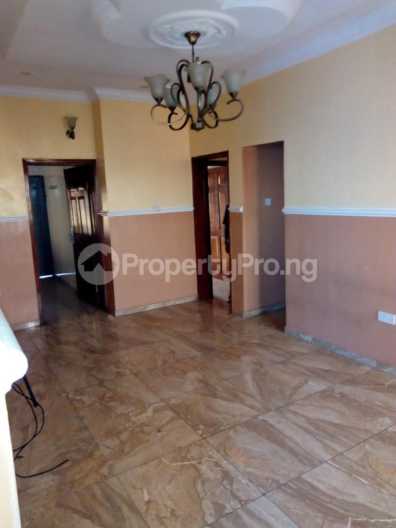 3 bedroom House for rent Abuleijesha Abule-Ijesha Yaba Lagos