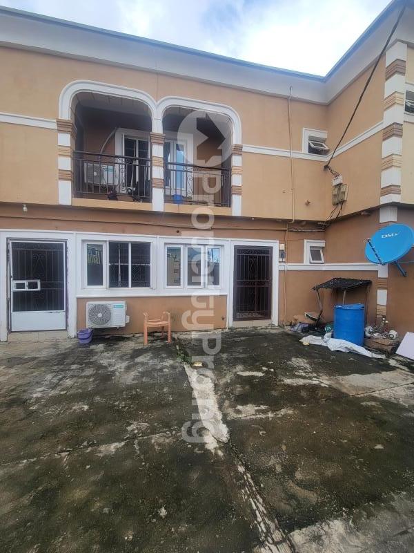 3 bedroom House for sale Gra 2, Alogba, Ebute Ikorodu Lagos