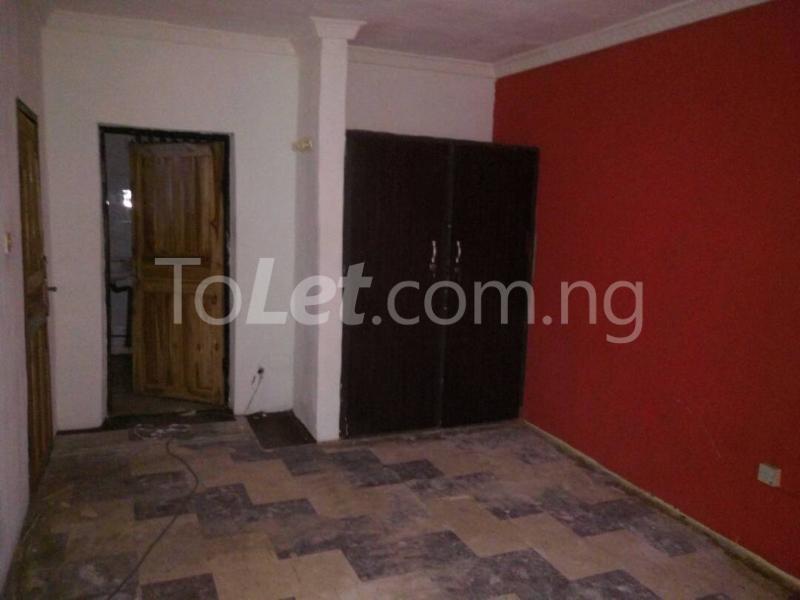 1 bedroom Flat / Apartment for rent   Shomolu Shomolu Lagos