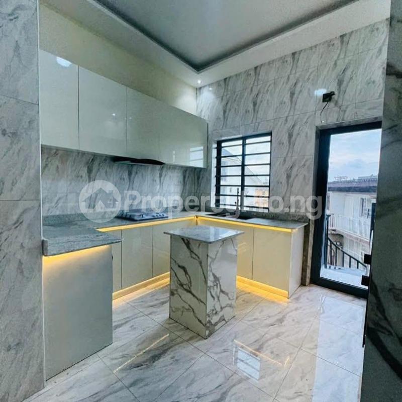 4 bedroom House for sale Gra Ogba Ikeja, Bieside Adeniyi Jones Ikeja Lagos - 10