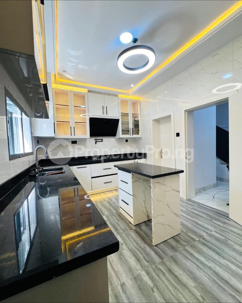 4 bedroom House for sale Surulere Surulere Lagos