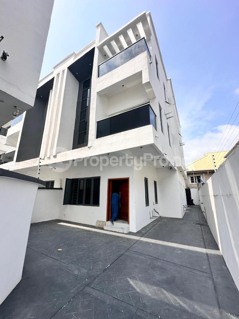 4 bedroom House for sale Ologolo Lekki Lagos - 0