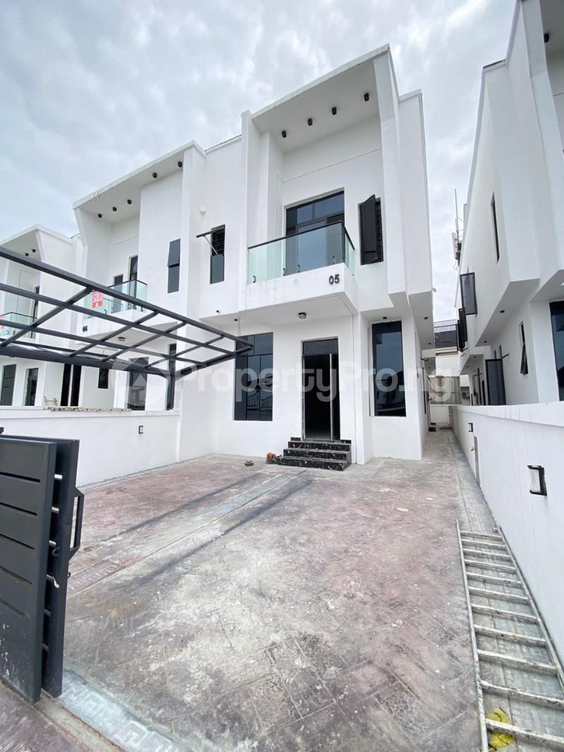 4 bedroom House for sale Orchid Road Lekki Lagos