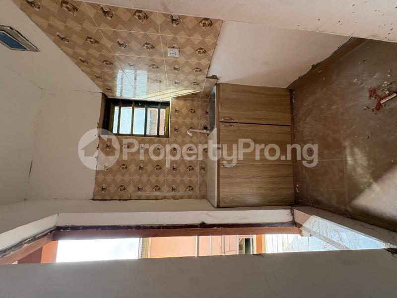 1 bedroom Flat / Apartment for rent Palmgroove, Easy Access To The Express Palmgrove Shomolu Lagos