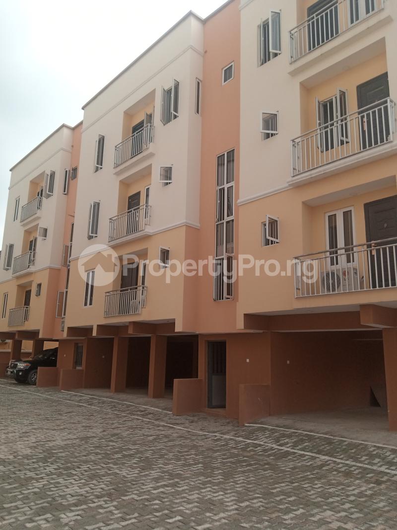 4 bedroom House for sale Lekki Lagos