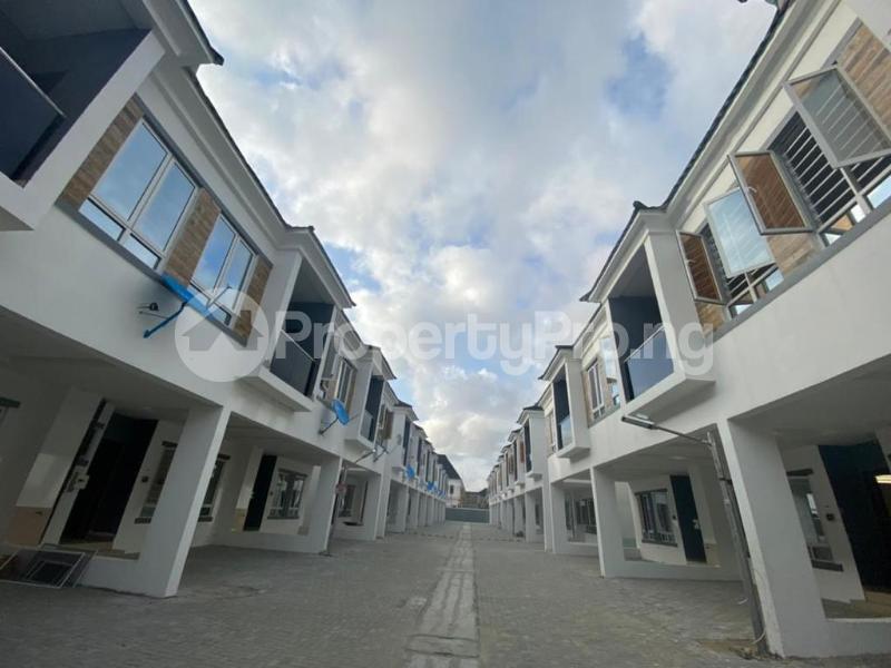 4 bedroom House for sale Orchid Road chevron Lekki Lagos