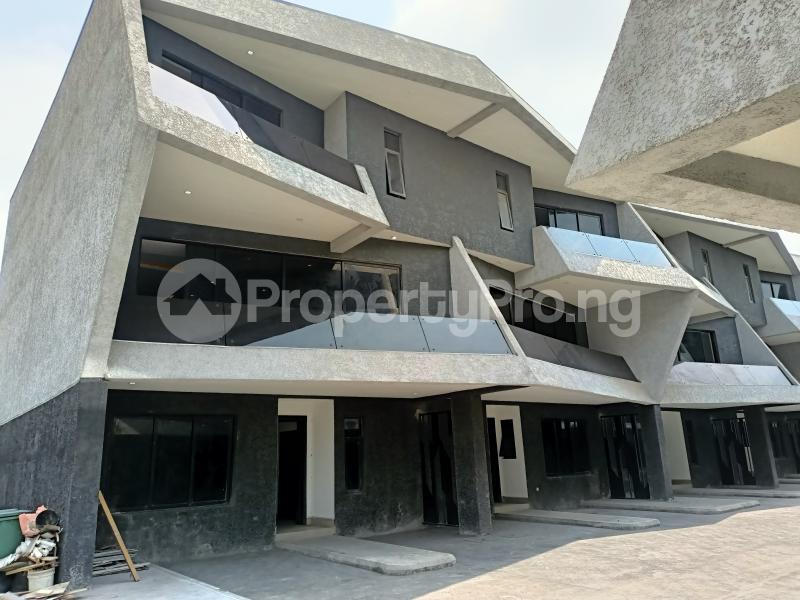 4 bedroom House for sale Lekki Lagos