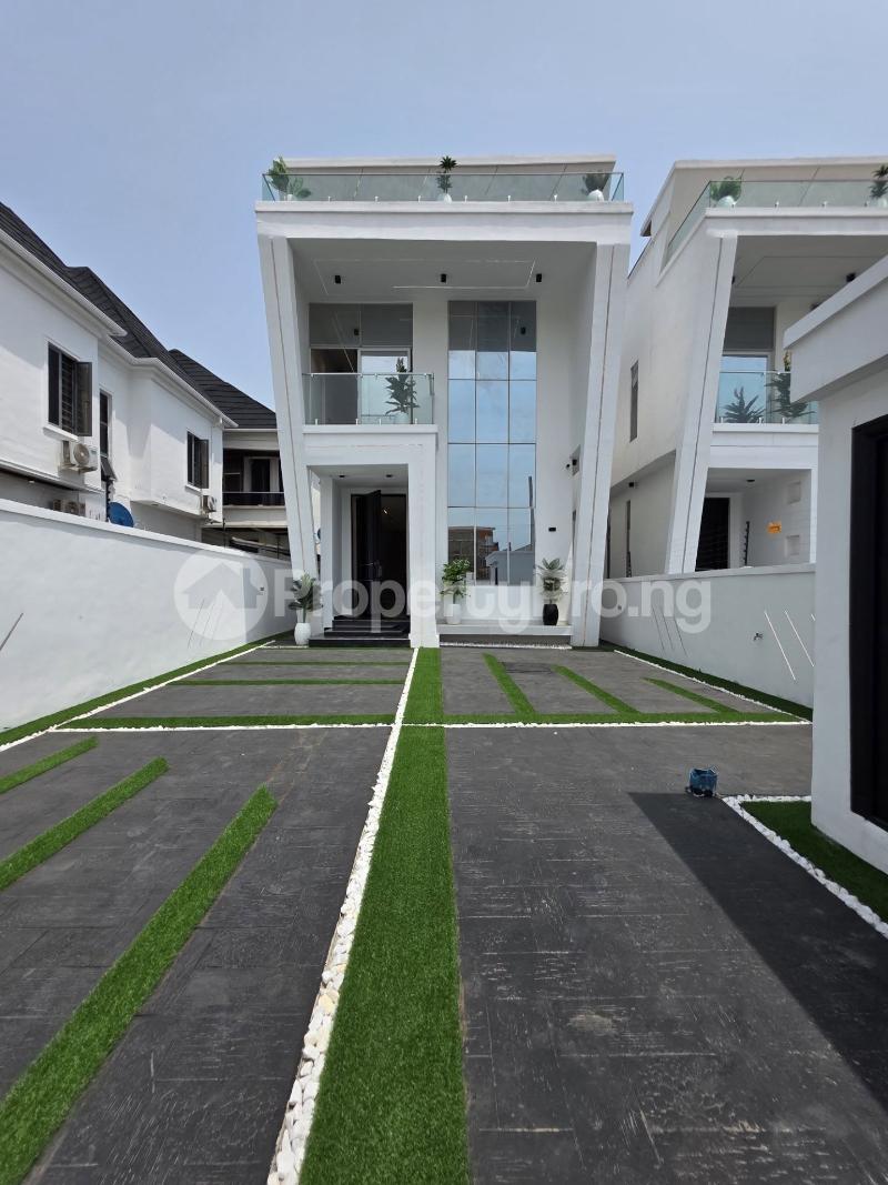 5 bedroom House for sale Ologolo Lekki Lagos