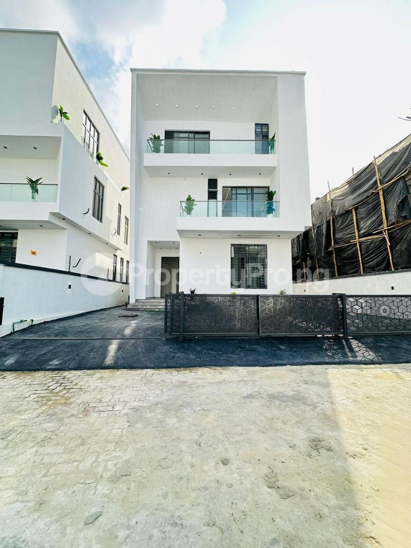 5 bedroom House for sale chevron Lekki Lagos