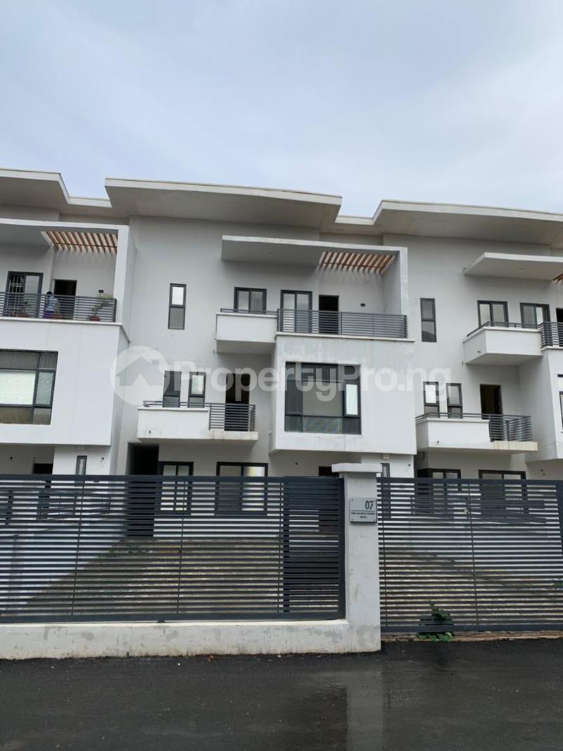 5 bedroom House for sale   Guzape Abuja