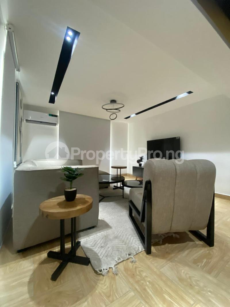 1 bedroom Flat / Apartment for shortlet Alagomeji Yaba Lagos