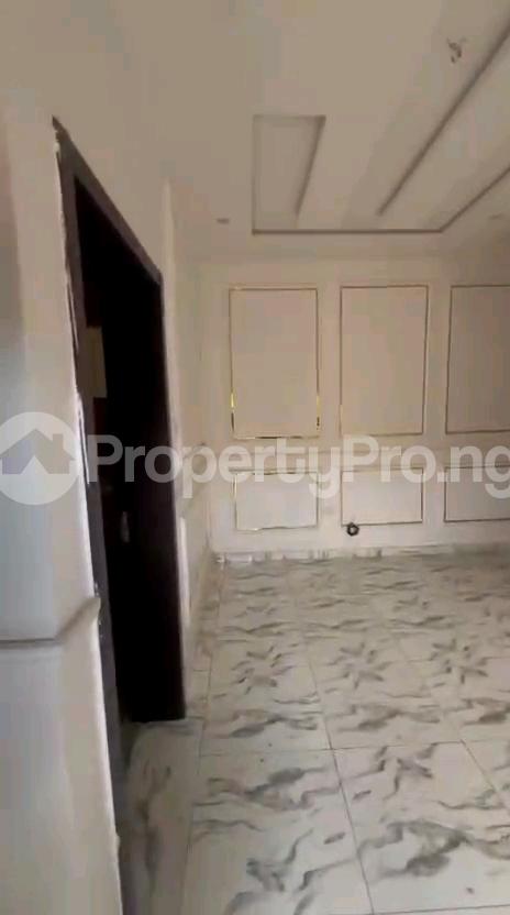2 bedroom House for rent Off Pedro Road Shomolu Lagos Shomolu Shomolu Lagos