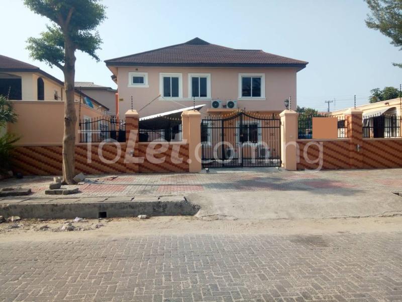 2 bedroom Flat / Apartment for rent Off Admiralty Way Lekki Phase 1 Lekki Lagos