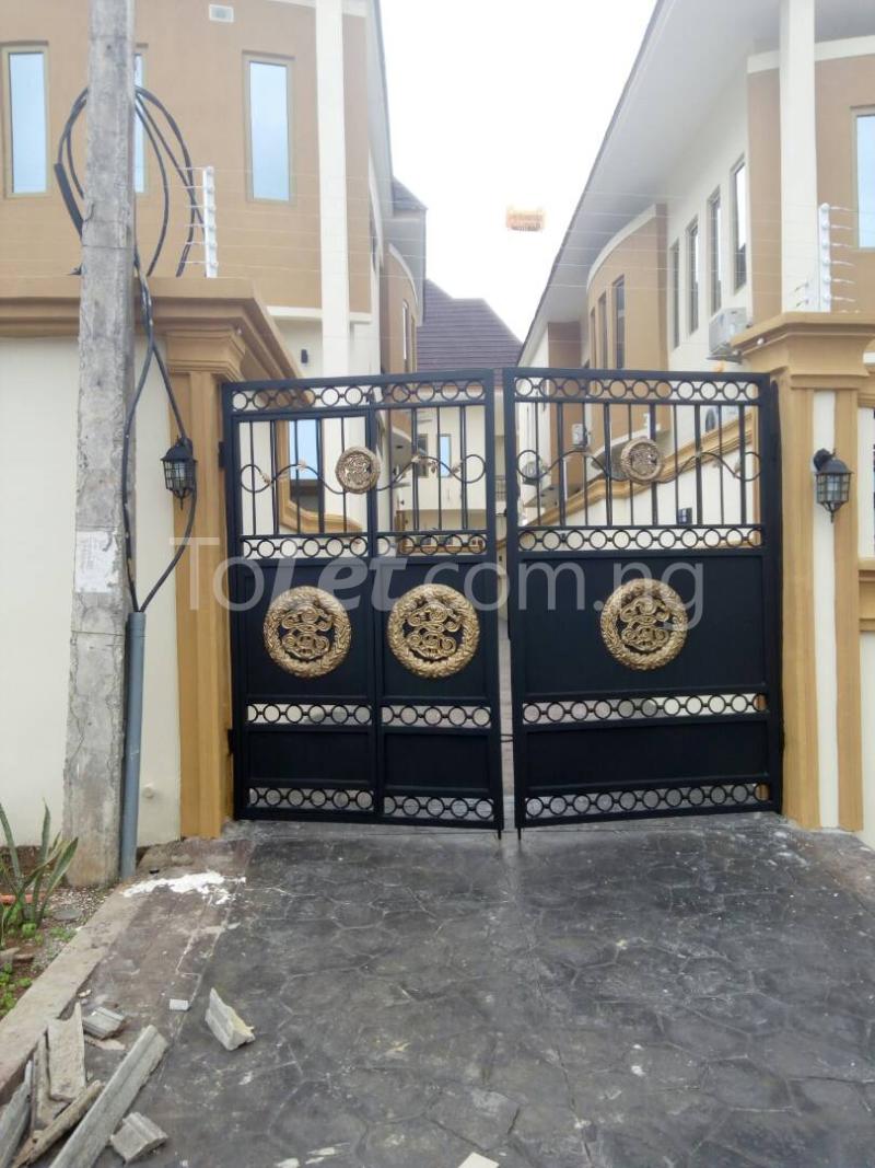 2 bedroom Flat / Apartment for rent 90, Bashiru Shittu Street Magodo Kosofe/Ikosi Lagos