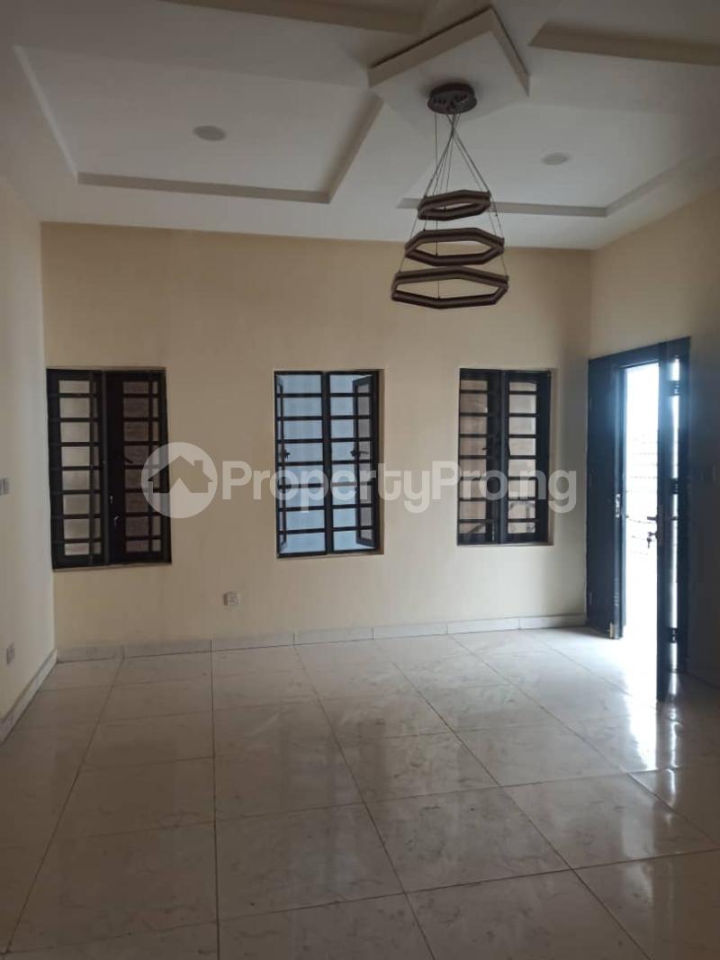 2 bedroom House for rent No 13, Ilaro Street Akala Estate Akobo Ibadan Oyo