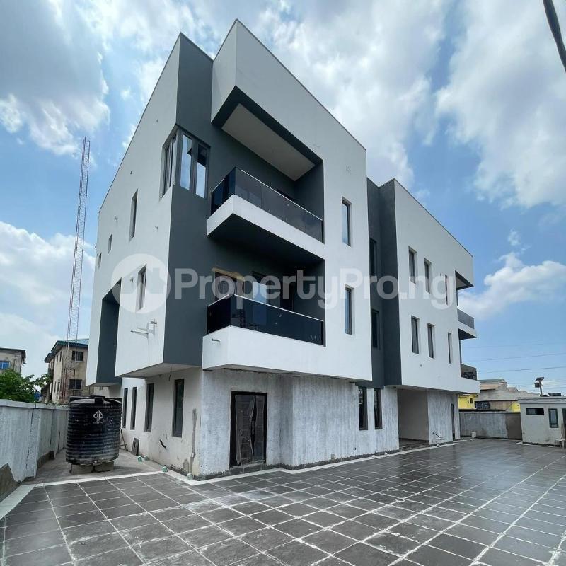 2 bedroom House for sale Pen Cinema, Ifako-ogba Ogba Lagos