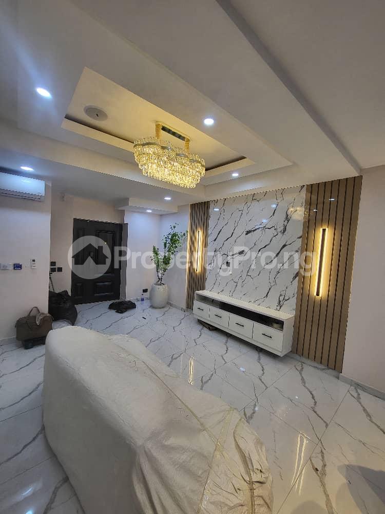 2 bedroom Flat / Apartment for sale Shonibare Estate Maryland Lagos