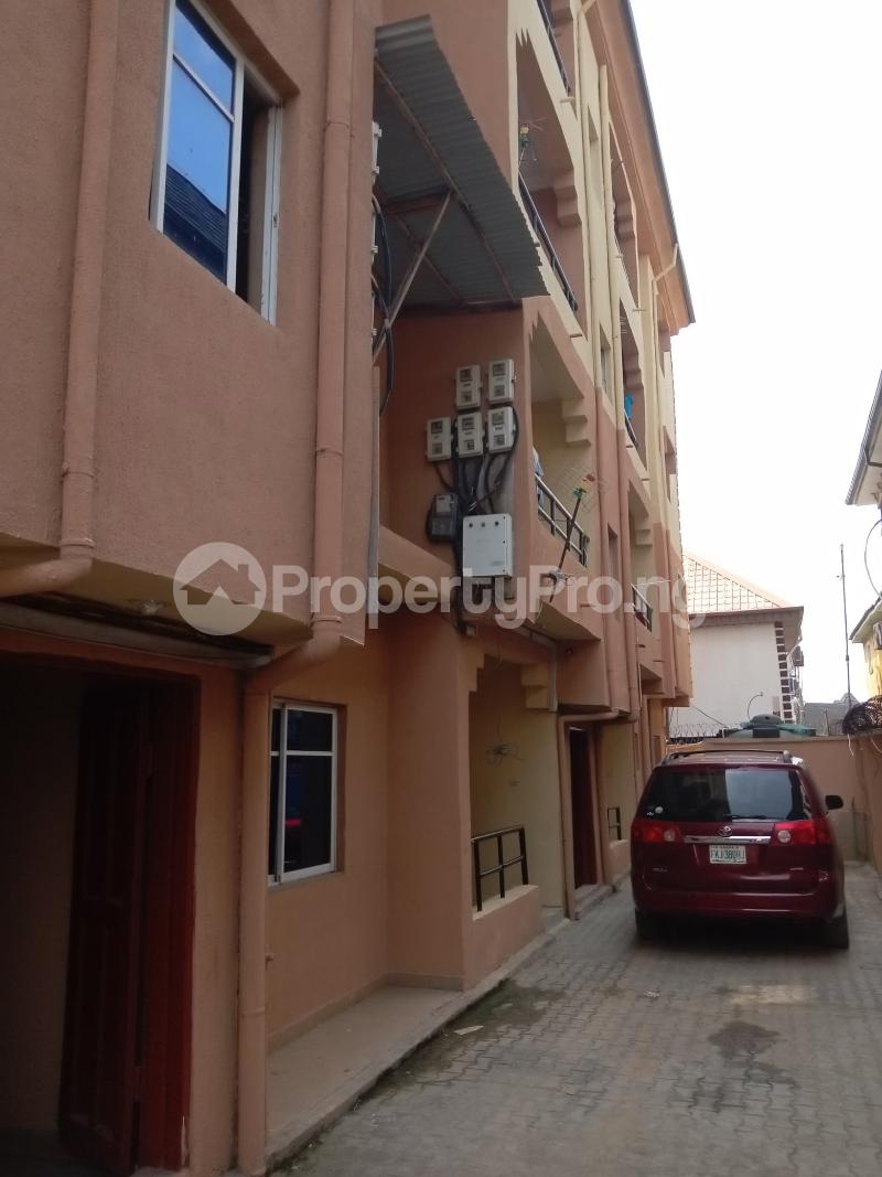 3 bedroom Flat / Apartment for rent Ago palace Okota Lagos