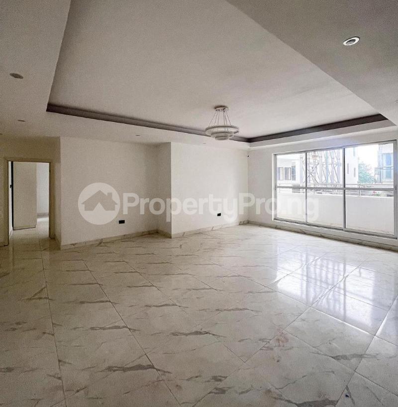 3 bedroom House for rent ONIRU Victoria Island Lagos