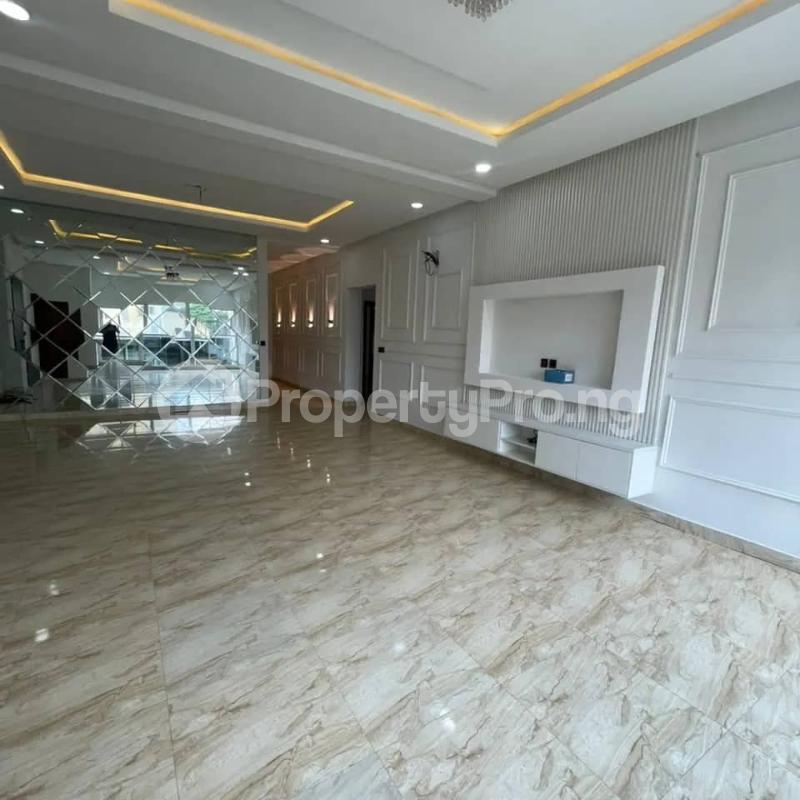 3 bedroom House for rent ONIRU Victoria Island Lagos