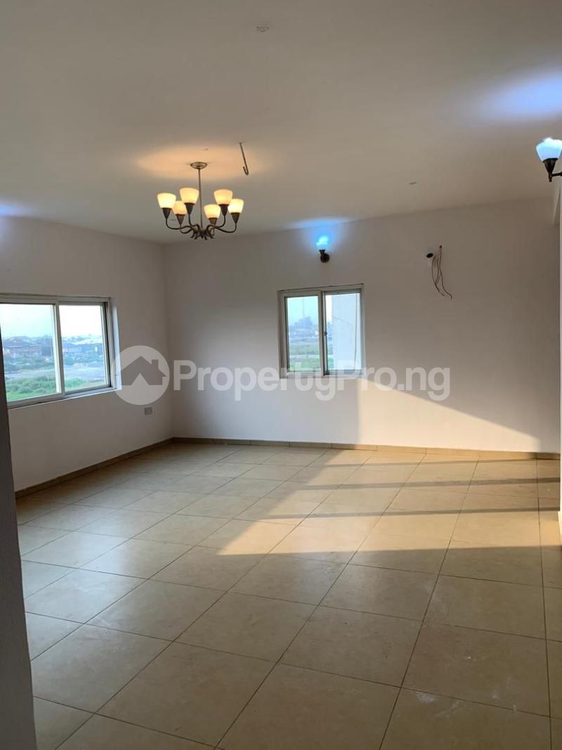 3 bedroom House for rent Primewater View Garden Ikate Lekki Lagos