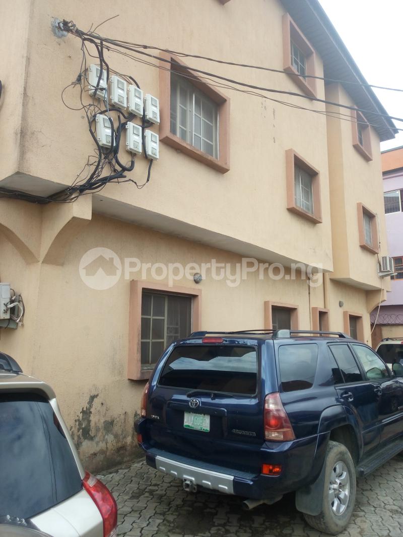 3 bedroom Flat / Apartment for rent Ago palace Okota Lagos