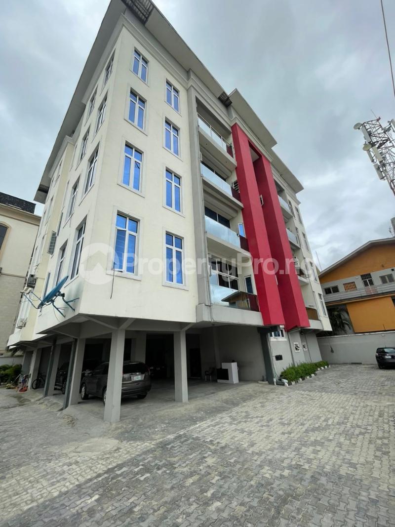 3 bedroom Flat / Apartment for rent ONIRU Victoria Island Lagos