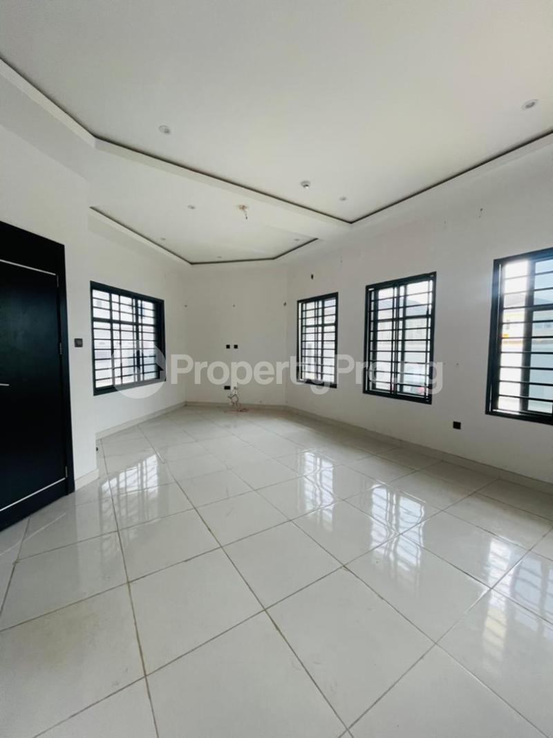 3 bedroom House for rent Off Salem Ikate Lekki Lagos