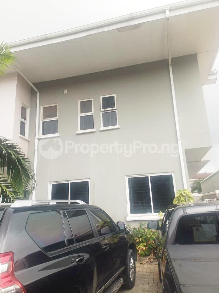 3 bedroom House for rent Earl Court, Lekki Right Hand, Ikate Lekki Lagos