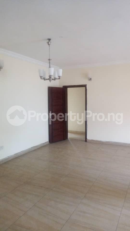 3 bedroom Flat / Apartment for rent In A Gated, Serene & Serviced Estate, Adekunle Alagomeji,yaba, Lagos. Alagomeji Yaba Lagos