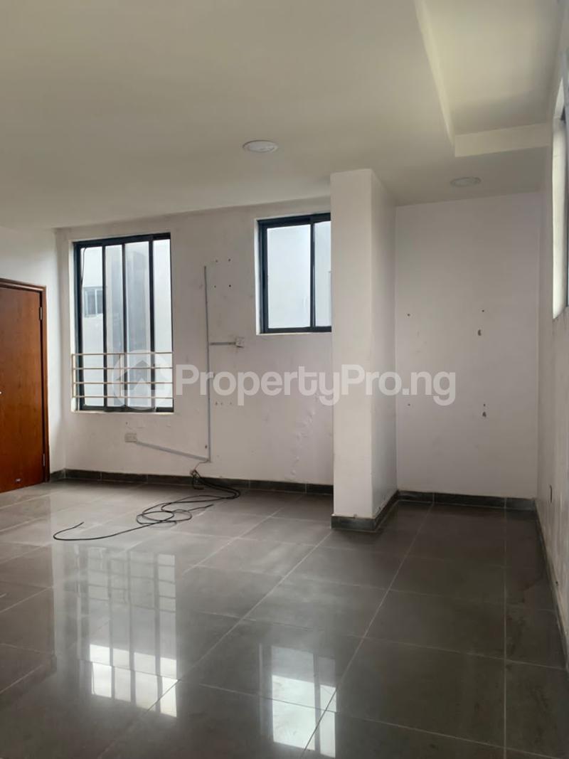 3 bedroom Flat / Apartment for rent Mini Estate Off Whitesand Lekki Right Lekki Phase 1 Lekki Lagos
