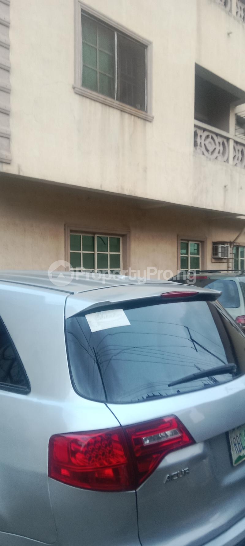 3 bedroom Flat / Apartment for rent Jemtok Ago palace Okota Lagos