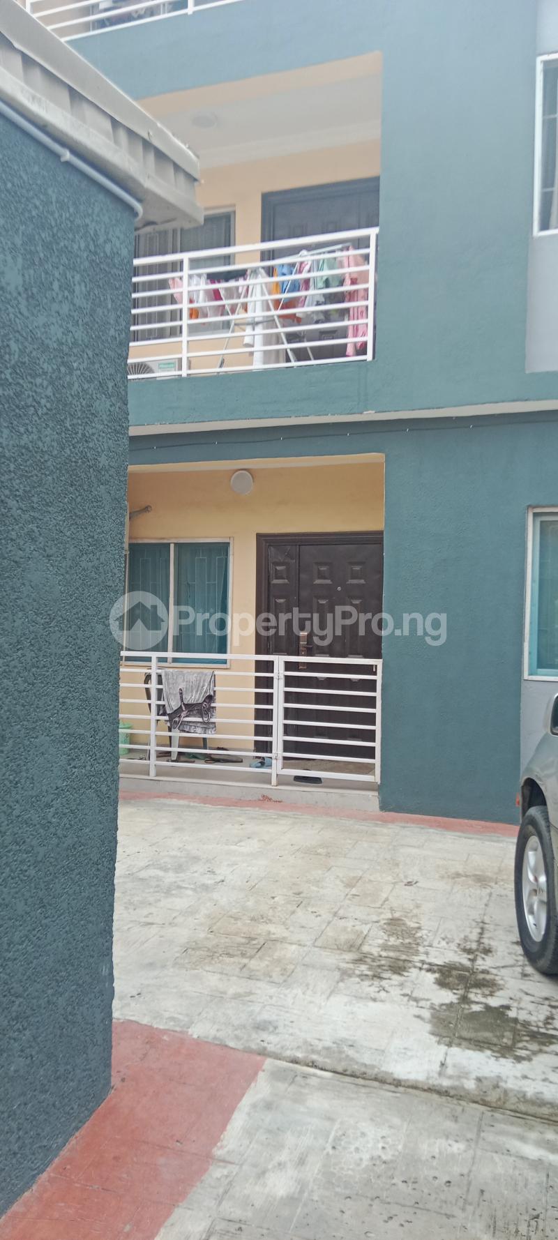 3 bedroom Flat / Apartment for rent Alidada Ago palace Okota Lagos