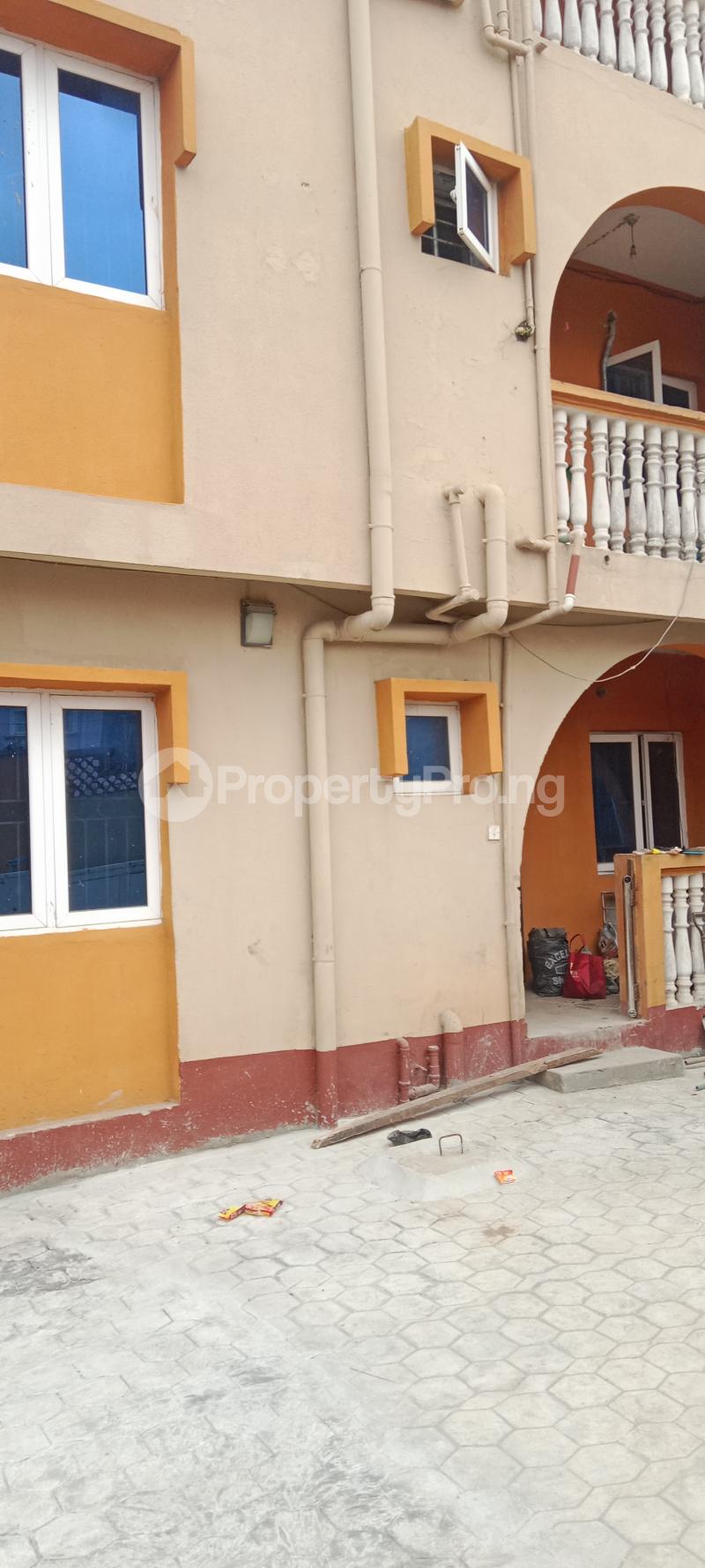 3 bedroom Flat / Apartment for rent Alidada Ago palace Okota Lagos
