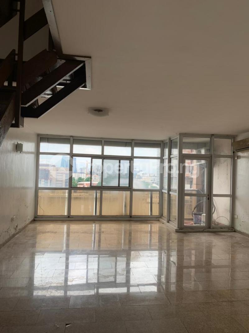 3 bedroom House for rent Housing Estate 1004 Victoria Island Lagos