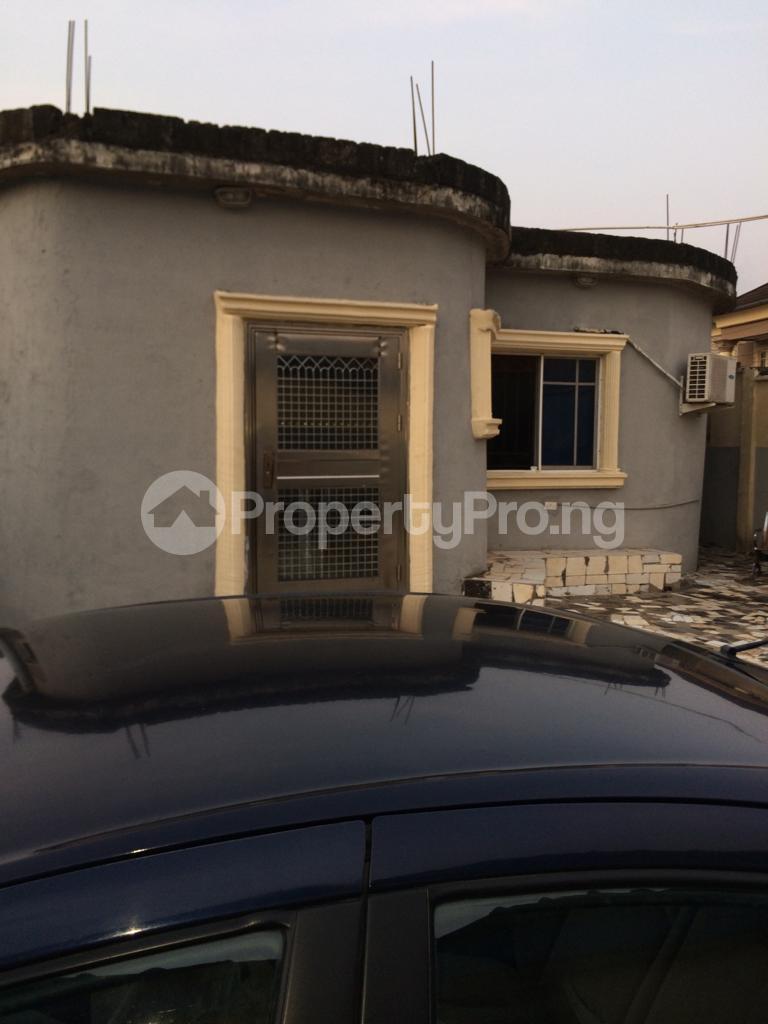 3 bedroom Flat / Apartment for sale Ajao Estate Isolo. Lagos Mainland Ajao Estate Isolo Lagos