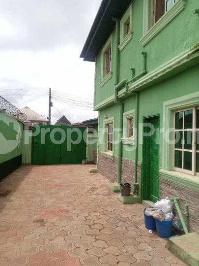 3 bedroom Flat / Apartment for rent Iseyin Igando Ikotun/Igando Lagos - 0