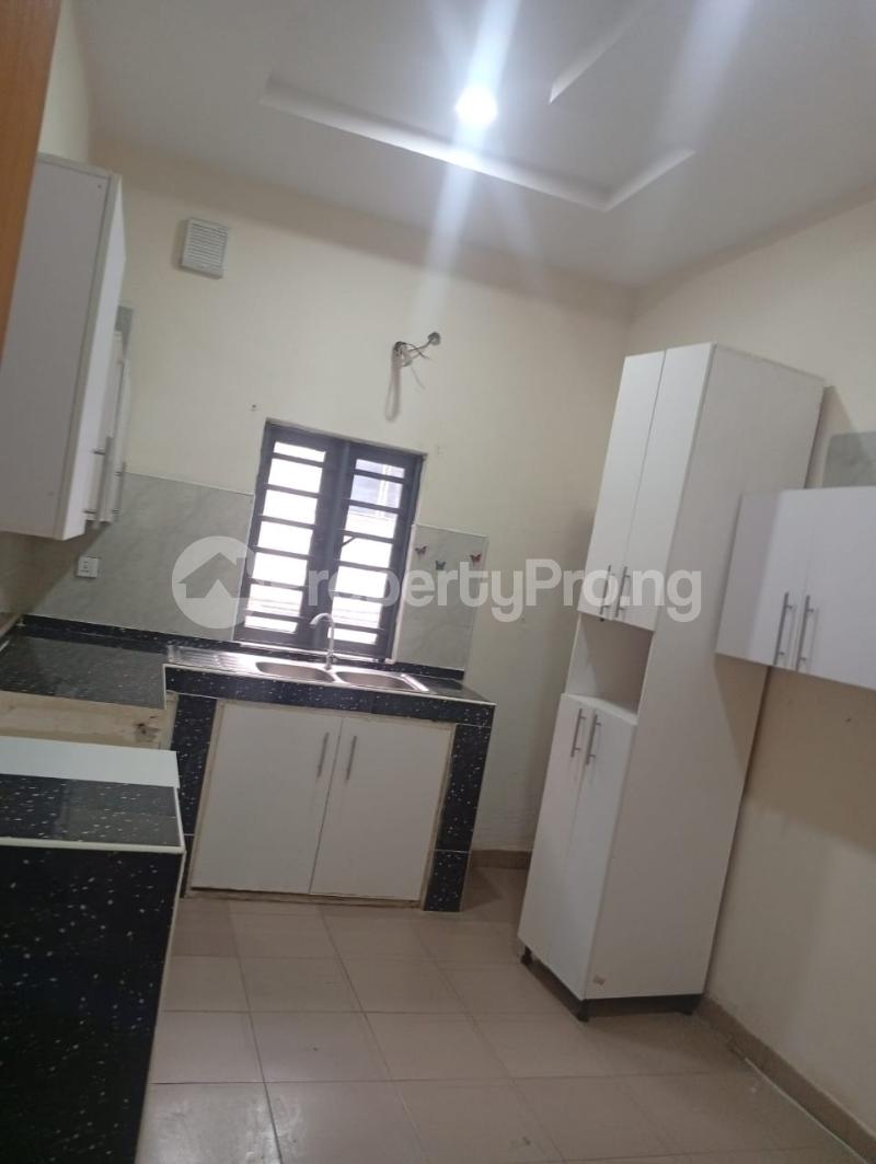 3 bedroom Flat / Apartment for rent Akowonjo Close To Roundabout Alimosho Alimosho Lagos